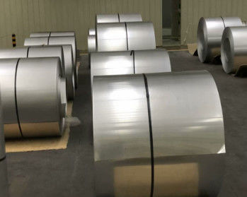 0.12mm tot 6.0mm Gegalvaniseerde Staalrollen, de Hete Onderdompelings Gegalvaniseerde Rollen van Q235